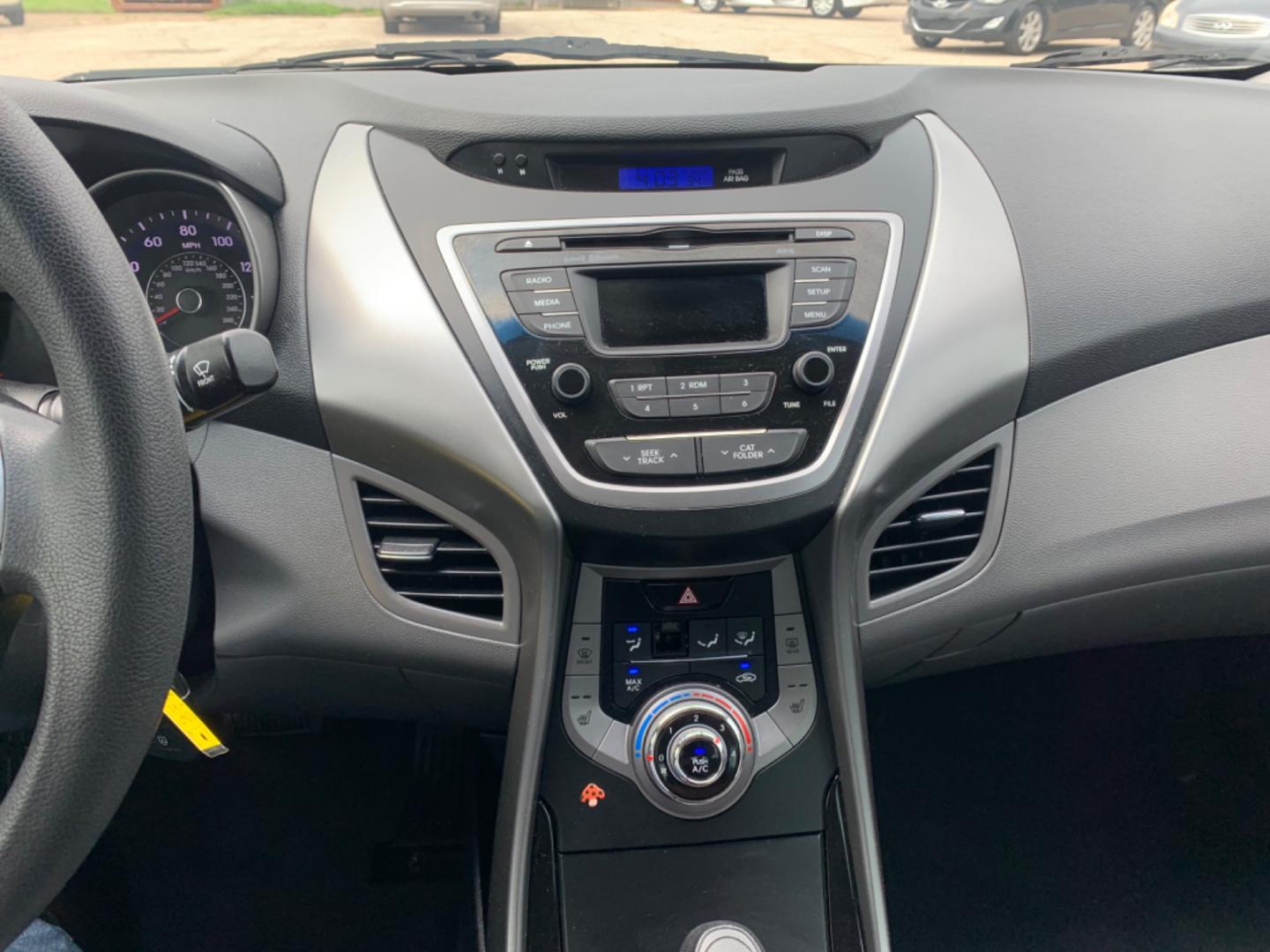 2013 Silver /Black Hyundai Elantra (5NPDH4AE1DH) with an 4 Cylinders E 1.8L MFI DOHC 110 engine, AUTOMATIC transmission, located at 1830 North Belt Line Road, Irving, TX, 75061, (469) 524-0199, 32.834373, -96.993584 - Photo#11